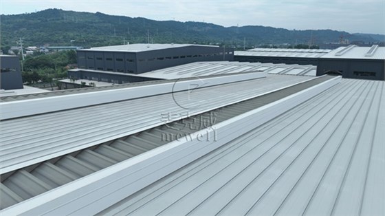 江油融通 10A薄型通風(fēng)天窗