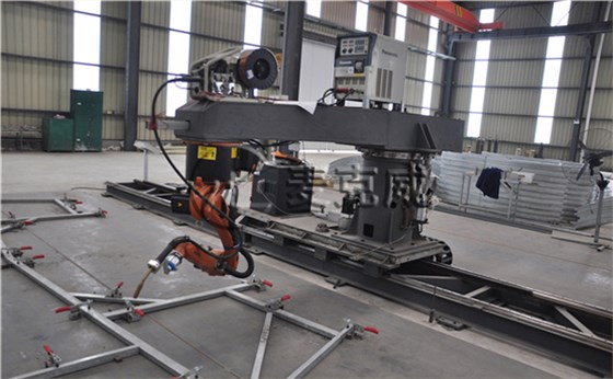 焊接機(jī)器人